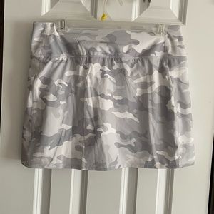 Avia Athletic Skort with Pockets—Medium 8-10